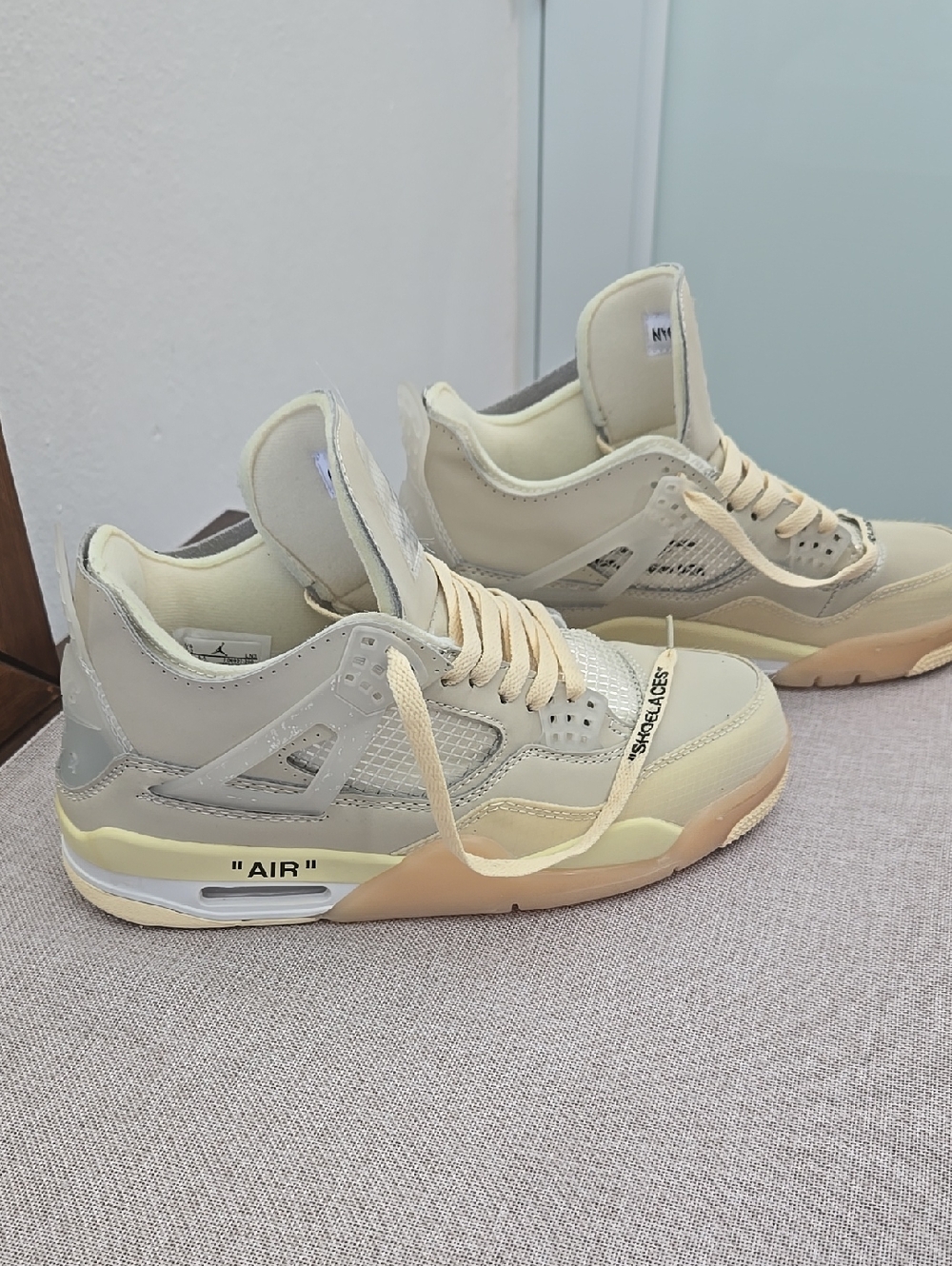 Nike Air Jordan 4 SP Off-White Mid Sail. I cannot determine its authenticity. - Picture 3 of 10
